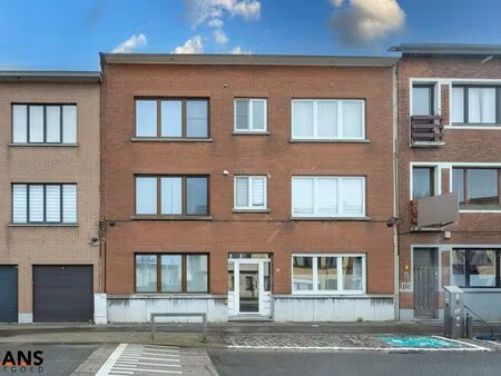 appartement à louer à merksem € 850 (lm5b1) - hans vastgoed | zimmo