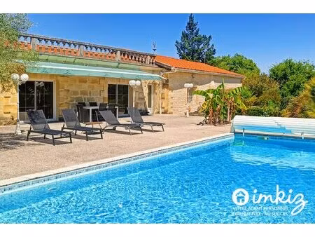 maison de charme en pierre  4 chambres  piscine.