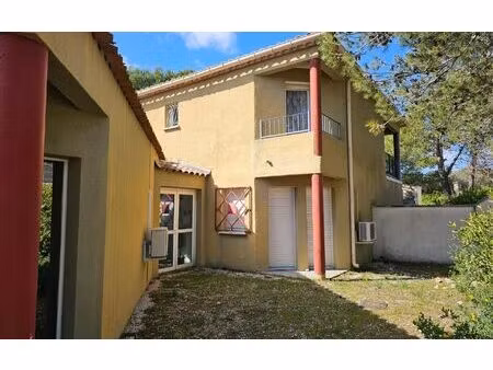 maison poulx m² t-2 à vendre  970 000 €