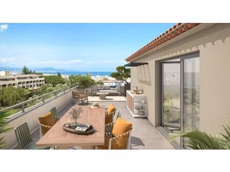 appartement t4 de 61 43 m² à antibes (06600)