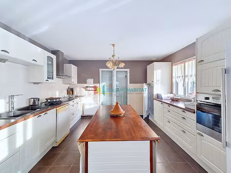 maison erdeven 8 pièce(s) 160 m2