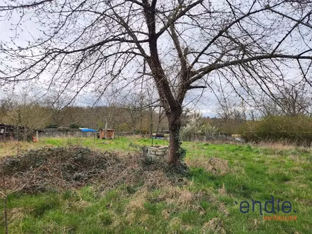 vente terrain 2682 m² à commentry (03600)  29 000 €