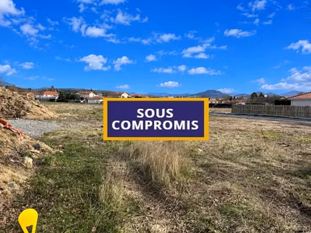 vente terrain à blavozy (43700)  74 000 €