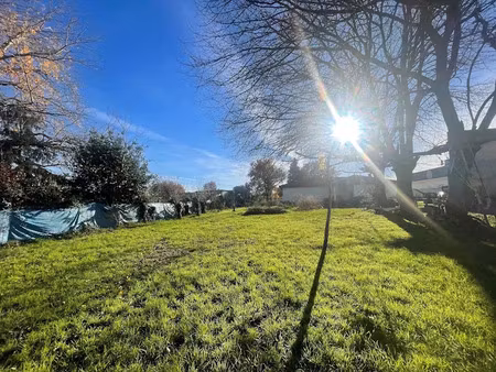 vente terrain 1200 m² à laruscade (33620)  77 000 €