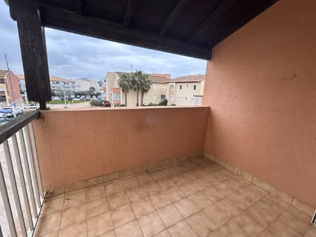 carnon - appartement meublé t2 de 24.78m2 avec terrasse