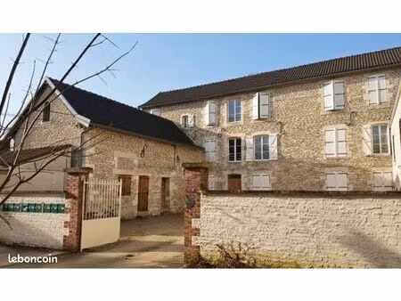 immeuble de rapport 10%  7 appartements f2