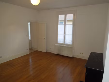 a louer appartement melun 2 pièces 52 06 m2 - grenier
