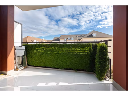 f2 coup de coeur avec balcon!  résidence récente! parking! noisy-champs