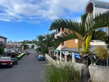 local commercial centre ville grand fond