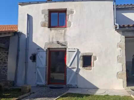 location maison 3 pièces 61 m² à legé (44650)