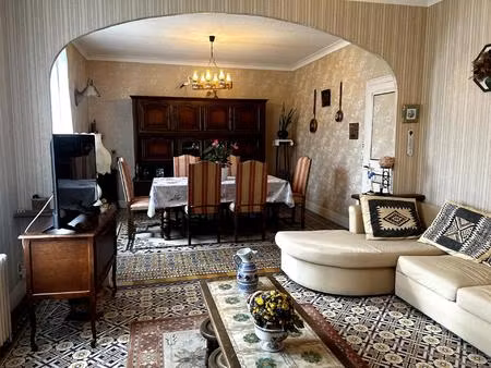 maison agréable avec un accès privatif au bord de sauldre