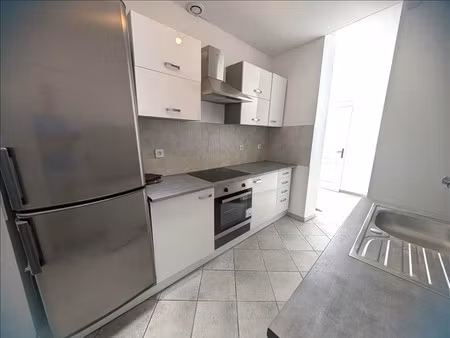 maison - 74 20 m2 - 3 pièces - meublé