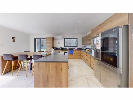 vente maison 6 pièces  149.00m²  saint