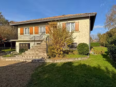 maison verac 5 pièce(s) 132 m2