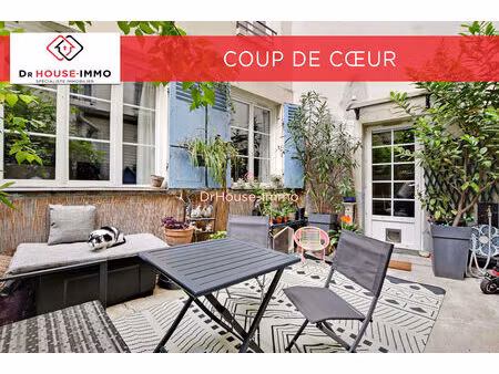 charmant 2 pièces de 42 m² avec sa cour privative arborée de 20 m²