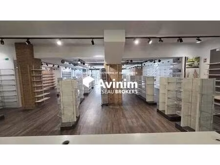 vente commerce 408 m²