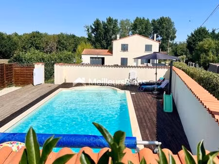 maison de campagne avec piscine