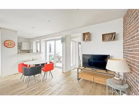 location maison  54.86 m² t-2 à lorient  750 €