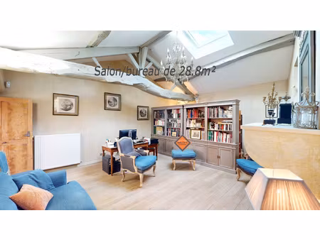 belle maison de charme en pierres rénovée avec jardin  de 13