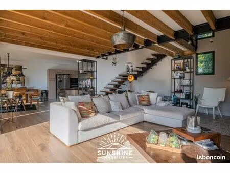 en exclusivité – villa récente au cœur du village avec terrasse  garage et vue mer la mont