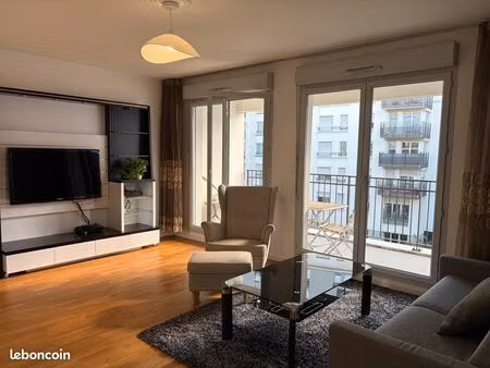 location 3 pièces meublé 69 m² avec balcon 8m² orientée sud - quartier front populaire  pl