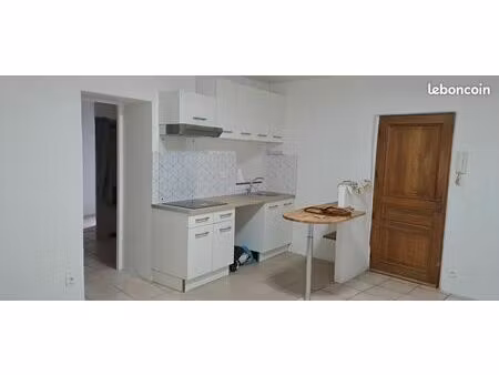 t2 plain pied mazan centre