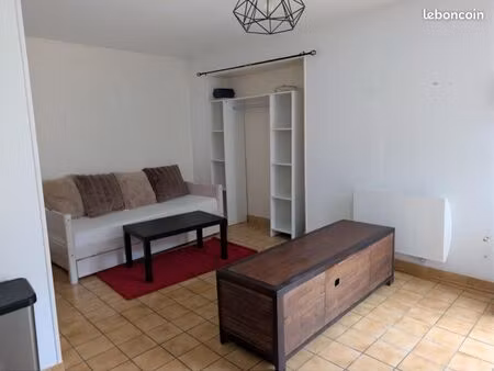 studio meublé à mezieres sur seine