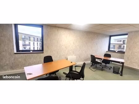 bureau 40 m² calme et lumineux – chatou centre – parking possible