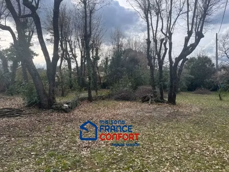 vente terrain 1322 m² à draguignan (83300)  169 000 €
