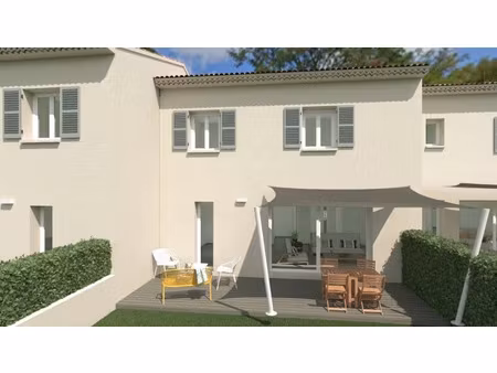 vente terrain 205 m² à la crau (83260)  190 000 €