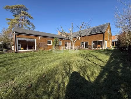 proximité l'isle-adam (15 min) – architecture bois & dpe b : l’exception durable