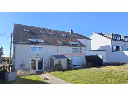 libramont : appartement 2 chambres  proche du centre.