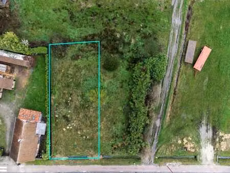 prachtig en centraal gelegen perceel bouwgrond 551m² voor...