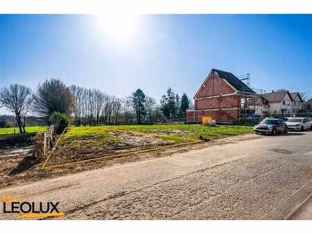 terrain pour construction jumelée dans un endroit calme à me