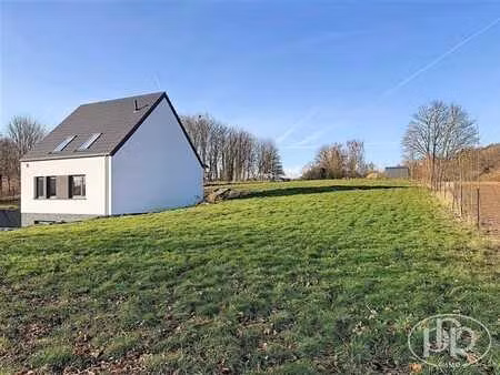 terrain nord-ouest  construction 3 façades