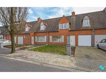 zeer rustig gelegen  recent gerenoveerde woning op de bos...