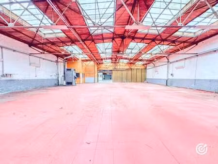 saint-guidon 81 - commerce / atelier de 1.350m² et terrain