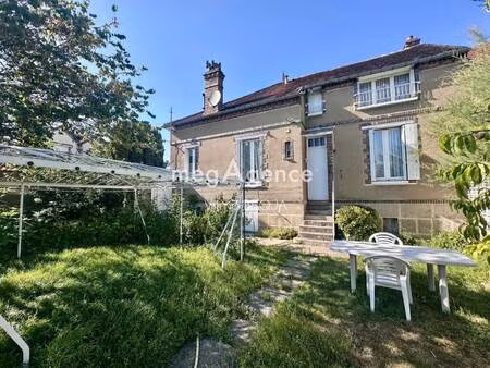 vilma beqja consultant megagence