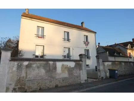 location appartement  m² t-2 à château-thierry  417 €