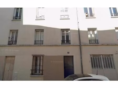 location appartement  20.25 m² t-1 à paris 19  790 €