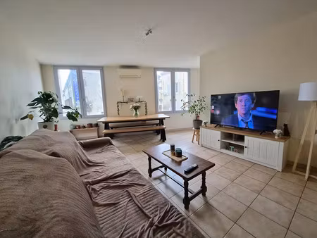 vente immeuble 8 pièces 131.66 m² à villeneuve-de-marsan (40190)  169 000 €