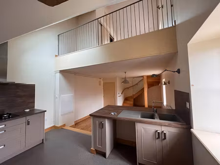 location appartement 3 pièces 64.38 m² à lons-le-saunier (39000)  630 €