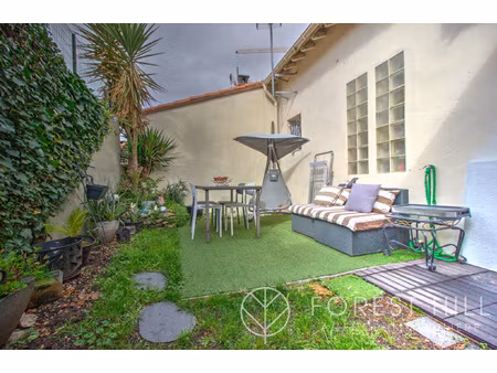 charmant appartement t2 avec jardinet