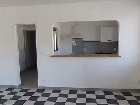 location appartement 4 pièces 70 m² à graulhet (81300)