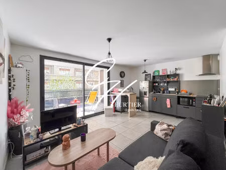 vente appartement 2 pièces 45 m² grenoble (38000)