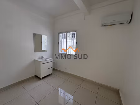 local professionnel - ideal (sante) 11 m2 97139 les abymes