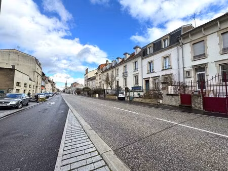 a louer ! maison de ville jardin + parkings nancy haussonville