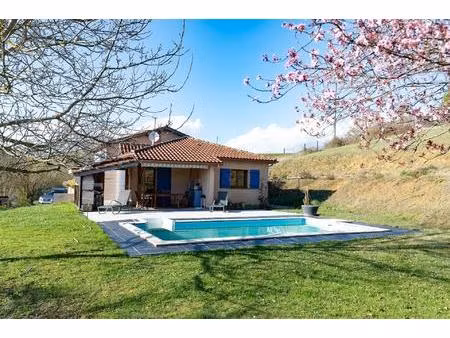 maison avec vue pyrénées et piscine