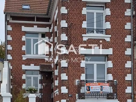 superbe maison bourgeoise t8 avec un très beau jardin et un garage