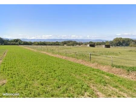 terrain 550 m² fareins